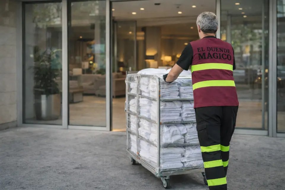 Recogida y entrega de lavandería industrial para empresas